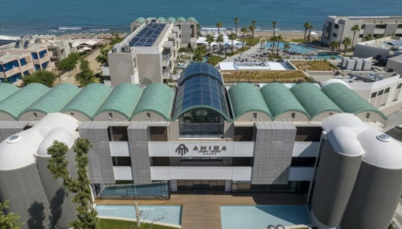 Amira Luxury Resort